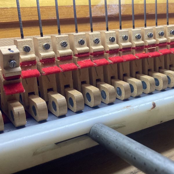 Afinacion-De-Pianos-3